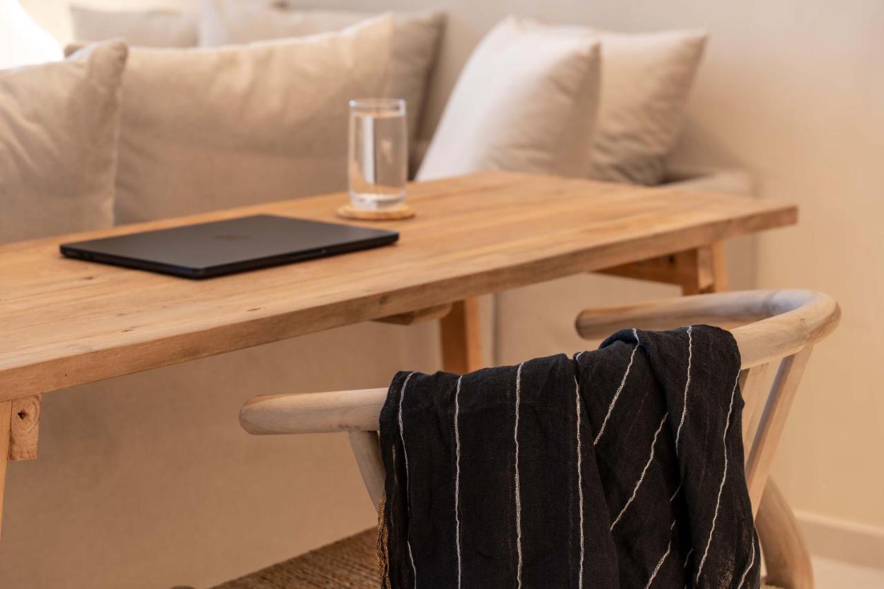 Aura Suites Paros Náousa Exteriör bild