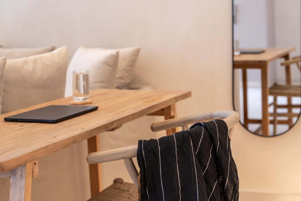Aura Suites Paros Náousa Exteriör bild