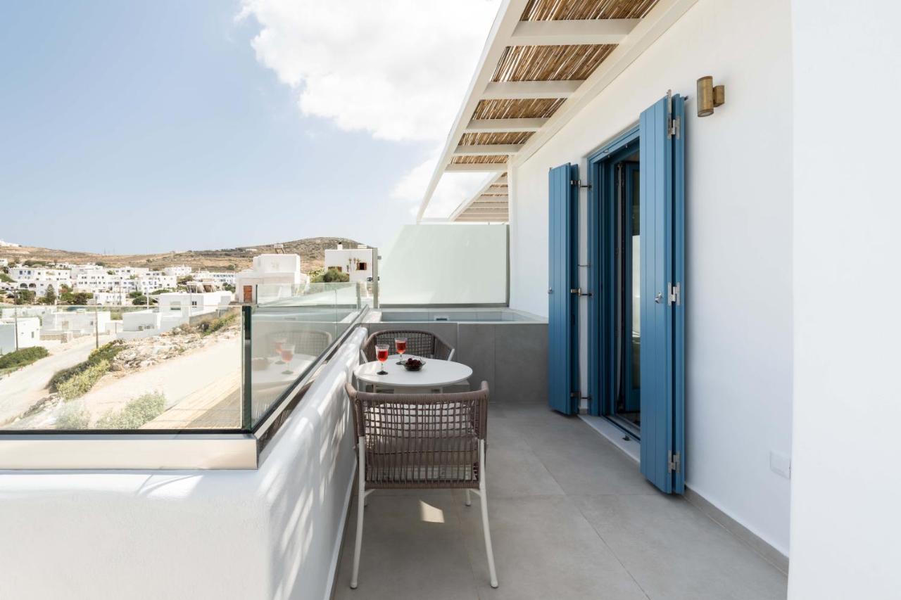 Aura Suites Paros Náousa Exteriör bild